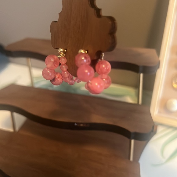 Elegant Vintage Purple Beaded Earrings - Picture 3 of 6